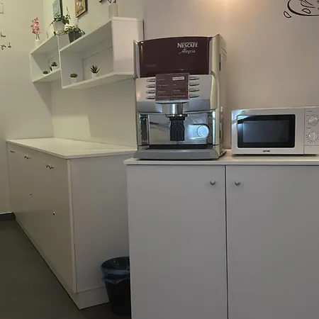 Internationals 43 Bed & Breakfast